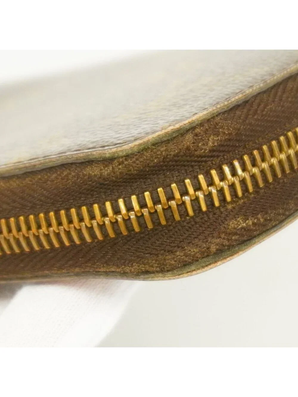 Louis Vuitton Wallet Monogram Zippy Brown